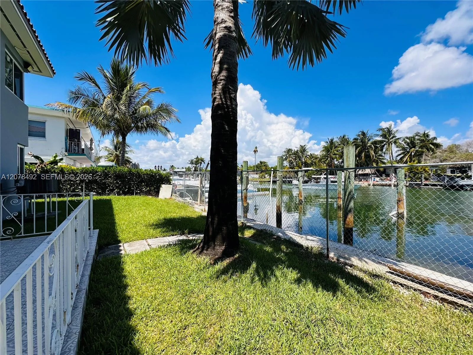 Foto de propiedad en 2045 Calais Drive 6, Miami Beach, FL 33141 Miami Beach con MLS# 