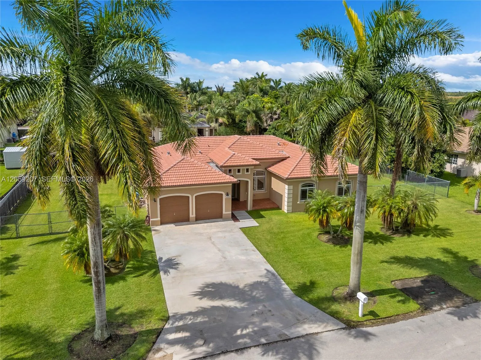 Vendido 20464 SW 325th Street, Homestead, FL 33030, Homestead, FL 33030