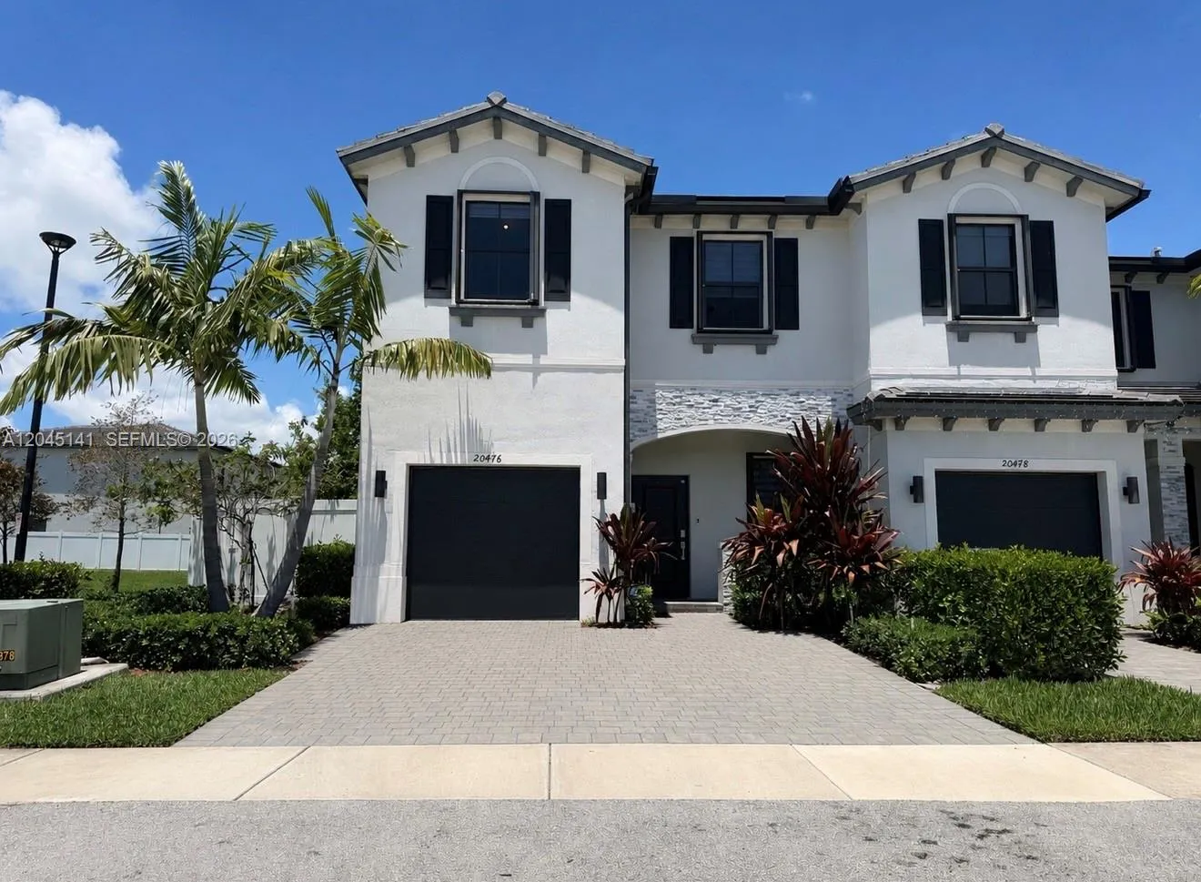 Foto de propiedad en 20476 NW 4th Court 20476, Miami Gardens, FL 33169 Miami Gardens con MLS# 