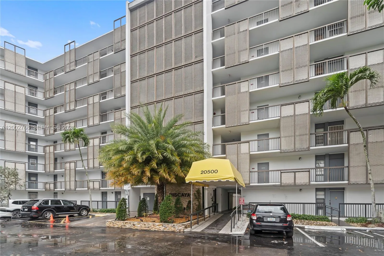 Foto de propiedad en 20500 W Country Club Drive 405, Aventura, FL 33180 Aventura con MLS#