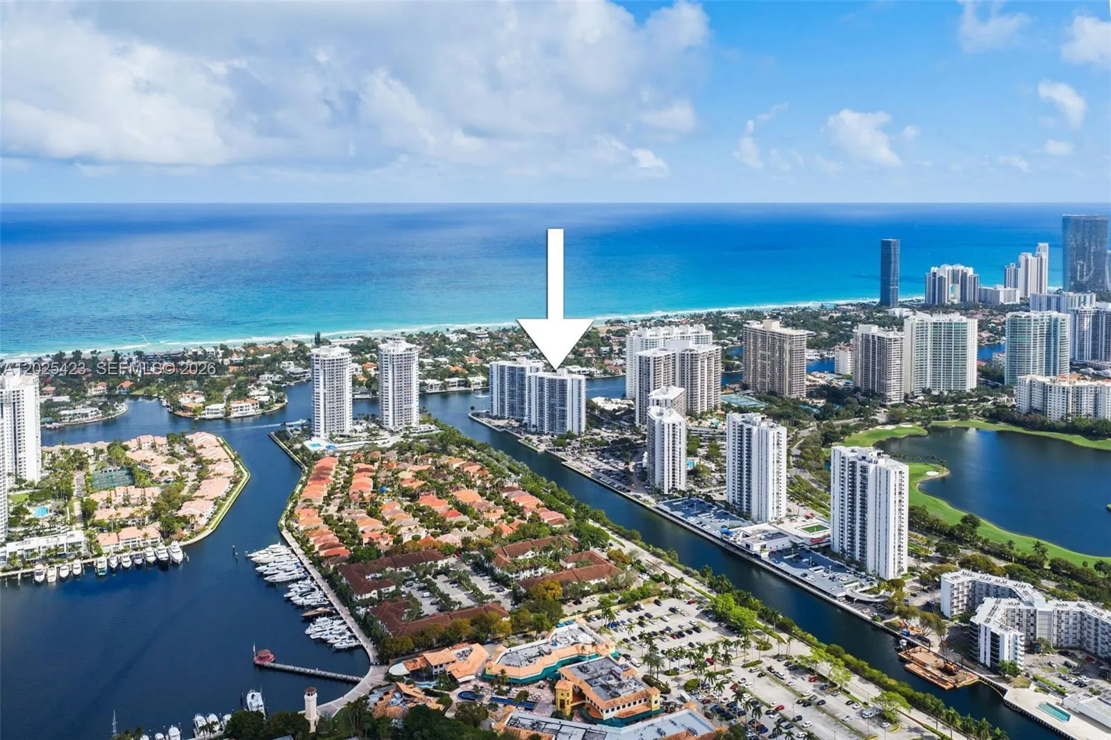 Foto de propiedad en 20505 E Country Club Drive 1231, Aventura, FL 33180 Aventura con MLS# 