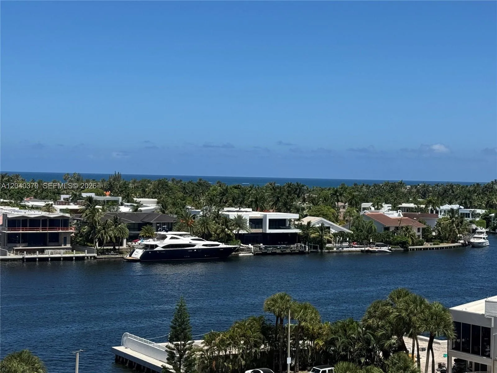 Foto de propiedad en 20505 E Country Club Drive 835, Aventura, FL 33180 Aventura con MLS# 