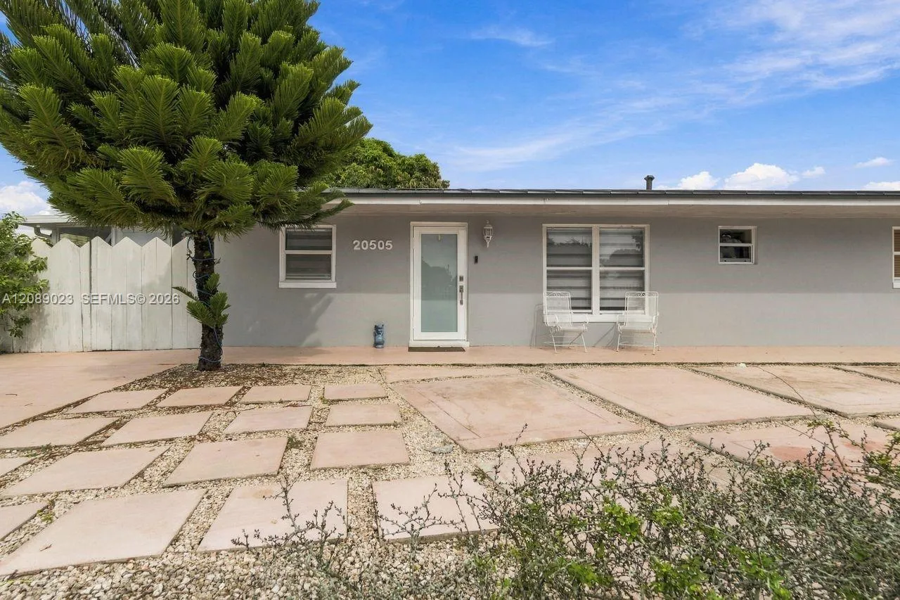 En Venta 20505 NW 45th Avenue, Miami Gardens, FL 33055, Miami Gardens, FL 33055