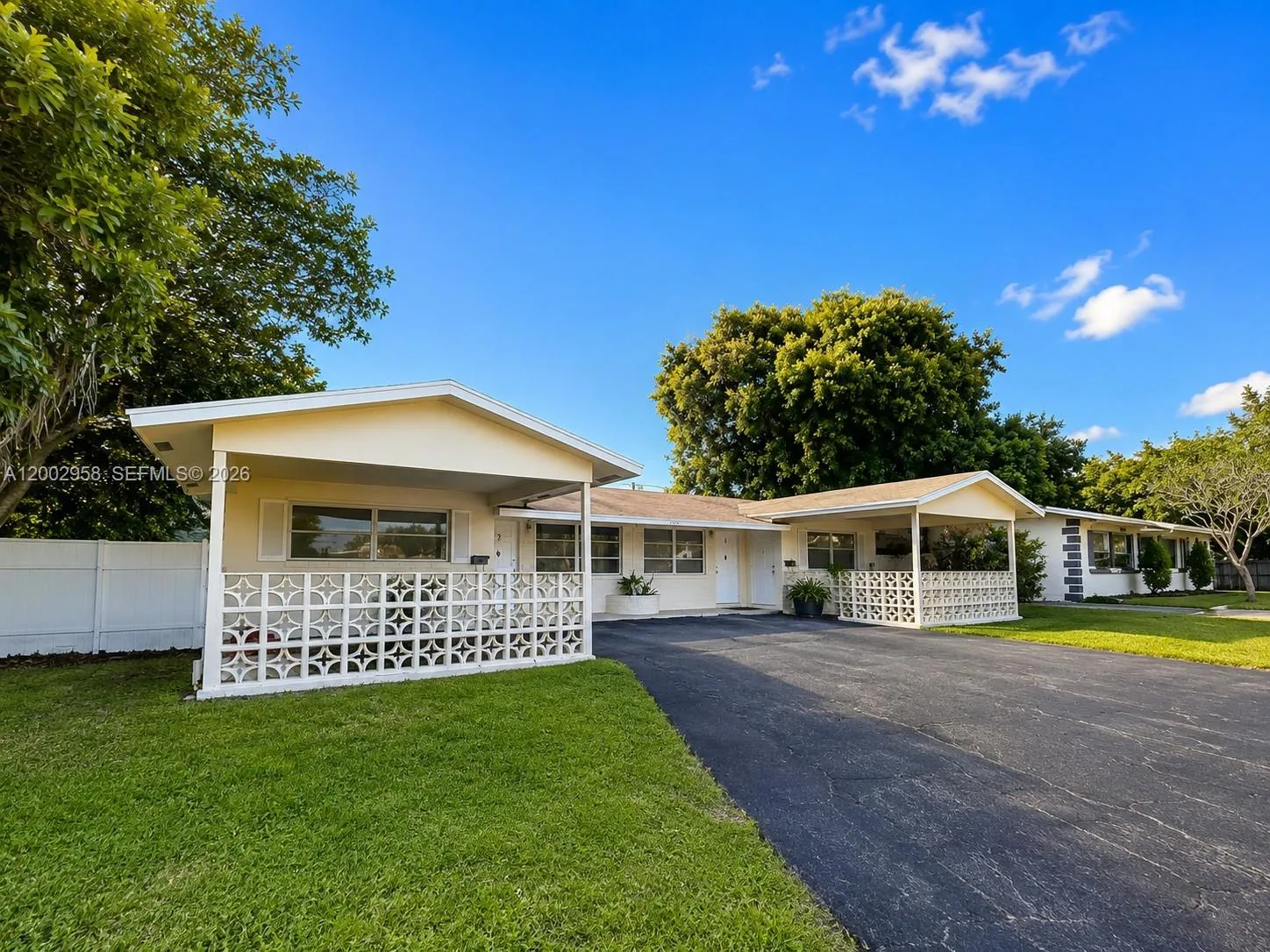 Foto de propiedad en 2051 NE 25th Avenue, Pompano Beach, FL 33062 Pompano Beach con MLS# 