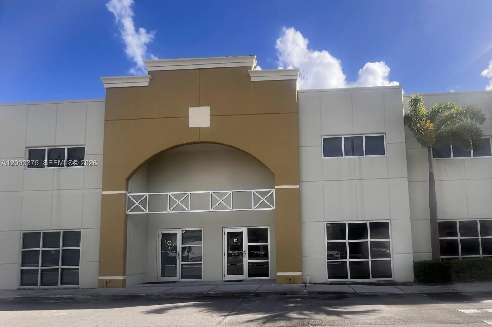 En Renta 2051 NW 112th Avenue 111, Sweetwater, FL 33172, Sweetwater, FL 33172