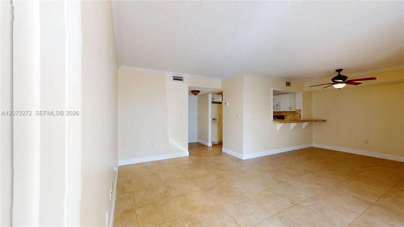Foto de propiedad en 2055 SW 122nd Avenue 108, Miami, FL 33175 Miami con MLS# 