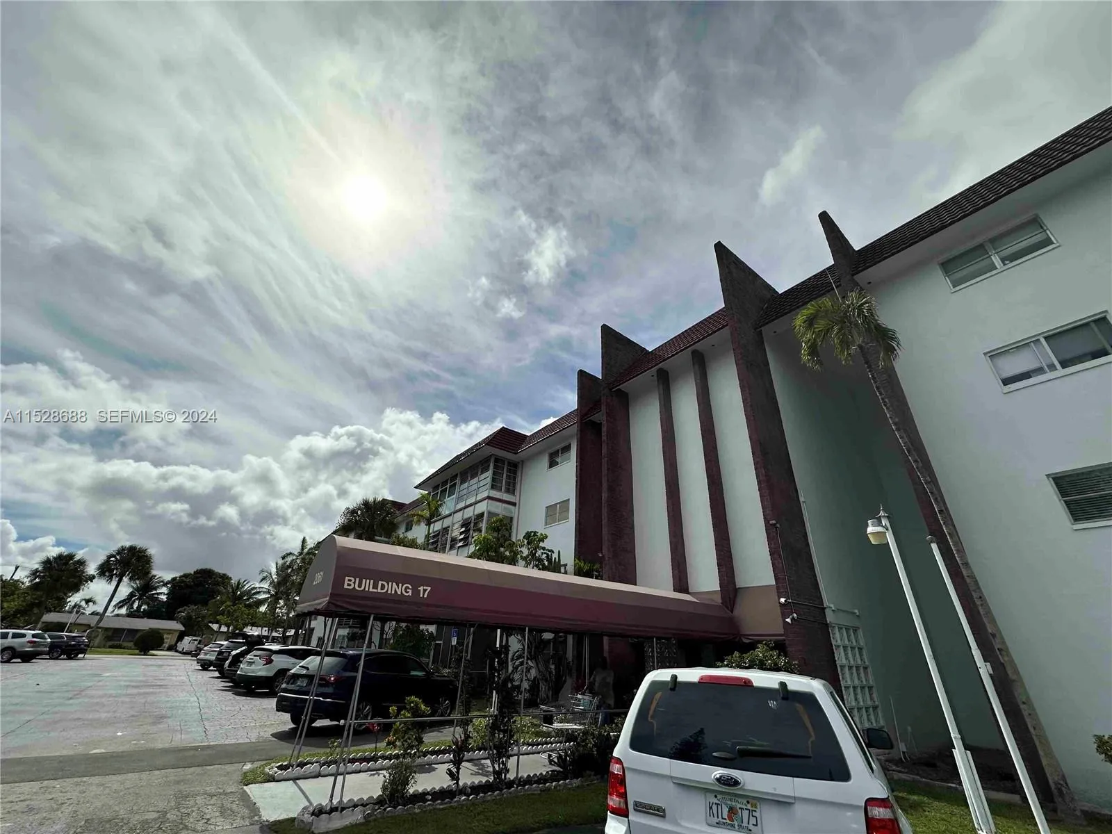 Vendido 2061 NW 47th Terrace 405, Lauderhill, FL 33313, Lauderhill, FL 33313