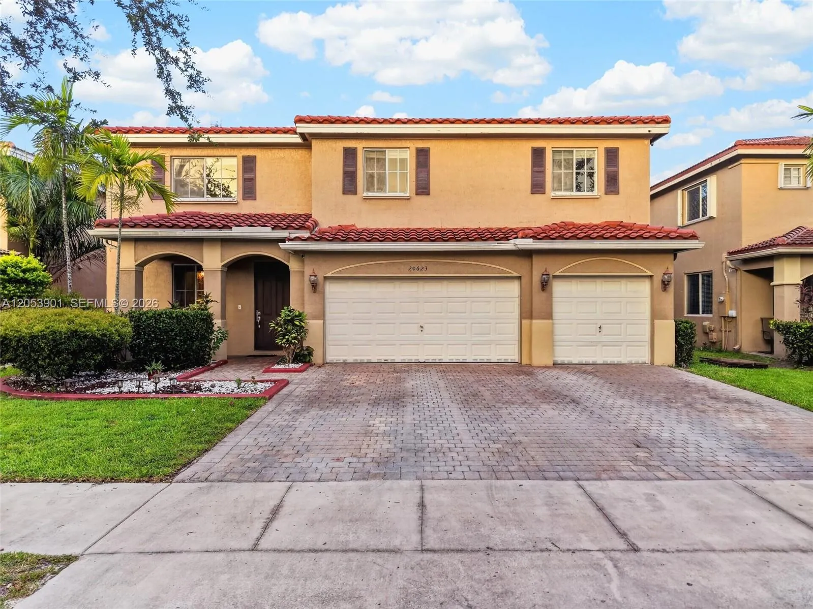 Foto de propiedad en 20623 NW 11th Avenue, Miami Gardens, FL 33169 Miami Gardens con MLS# 