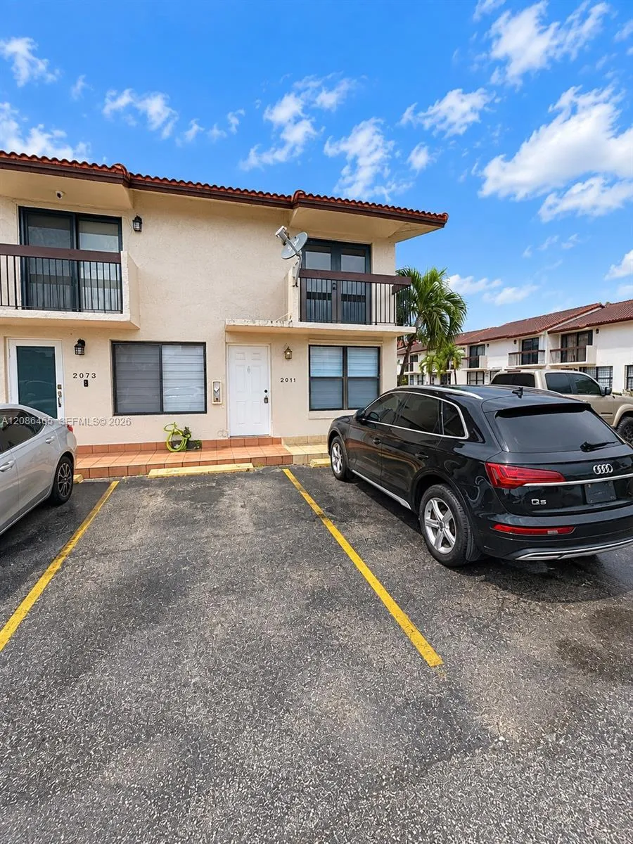 En Renta 2071 W 54th Street 77, Hialeah, FL 33016, Hialeah, FL 33016