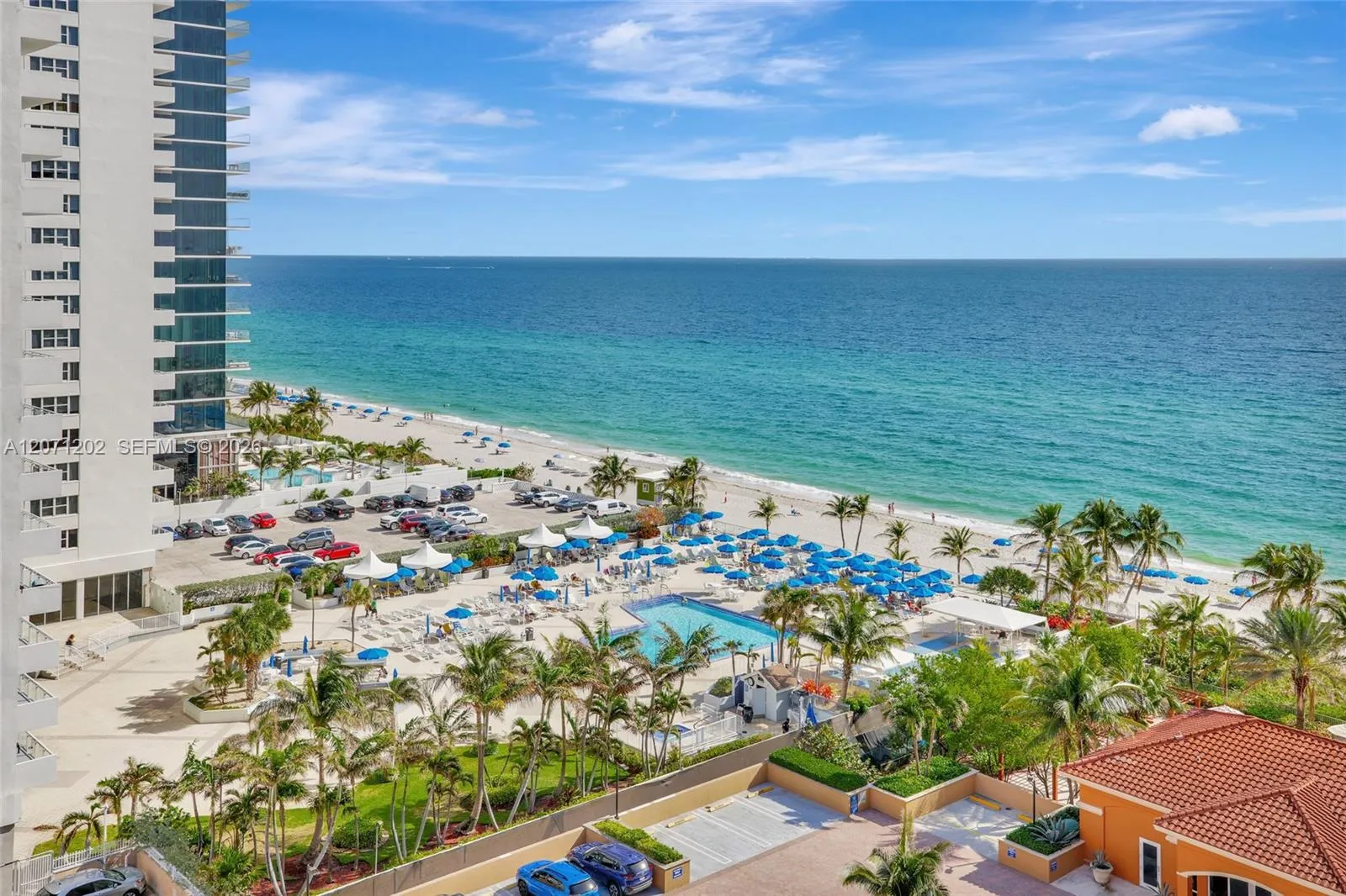 Foto de propiedad en 2080 S Ocean Drive 1102, Hallandale Beach, FL 33009 Hallandale Beach con MLS# 