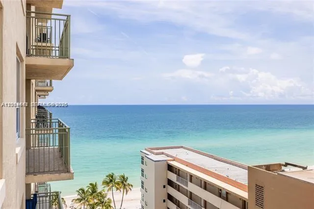 Foto de propiedad en 2080 S Ocean Drive 1203, Hallandale Beach, FL 33009 Hallandale Beach con MLS#