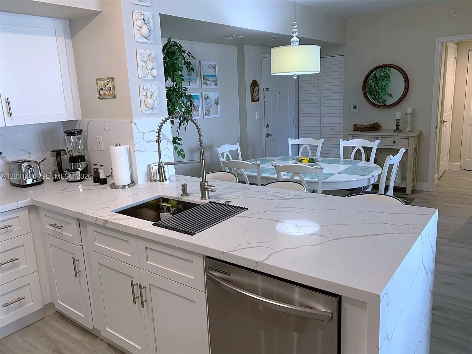Foto de propiedad en 2080 S Ocean Drive 204, Hallandale Beach, FL 33009 Hallandale Beach con MLS#