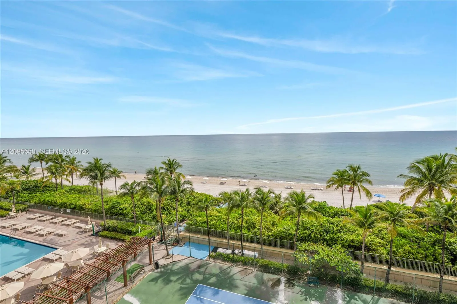 En Venta 2080 S Ocean Drive 511, Hallandale Beach, FL 33009, Hallandale Beach, FL 33009