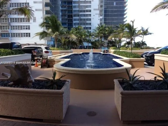 Foto de propiedad en 2080 S Ocean Drive 707, Hallandale Beach, FL 33009 Hallandale Beach con MLS#