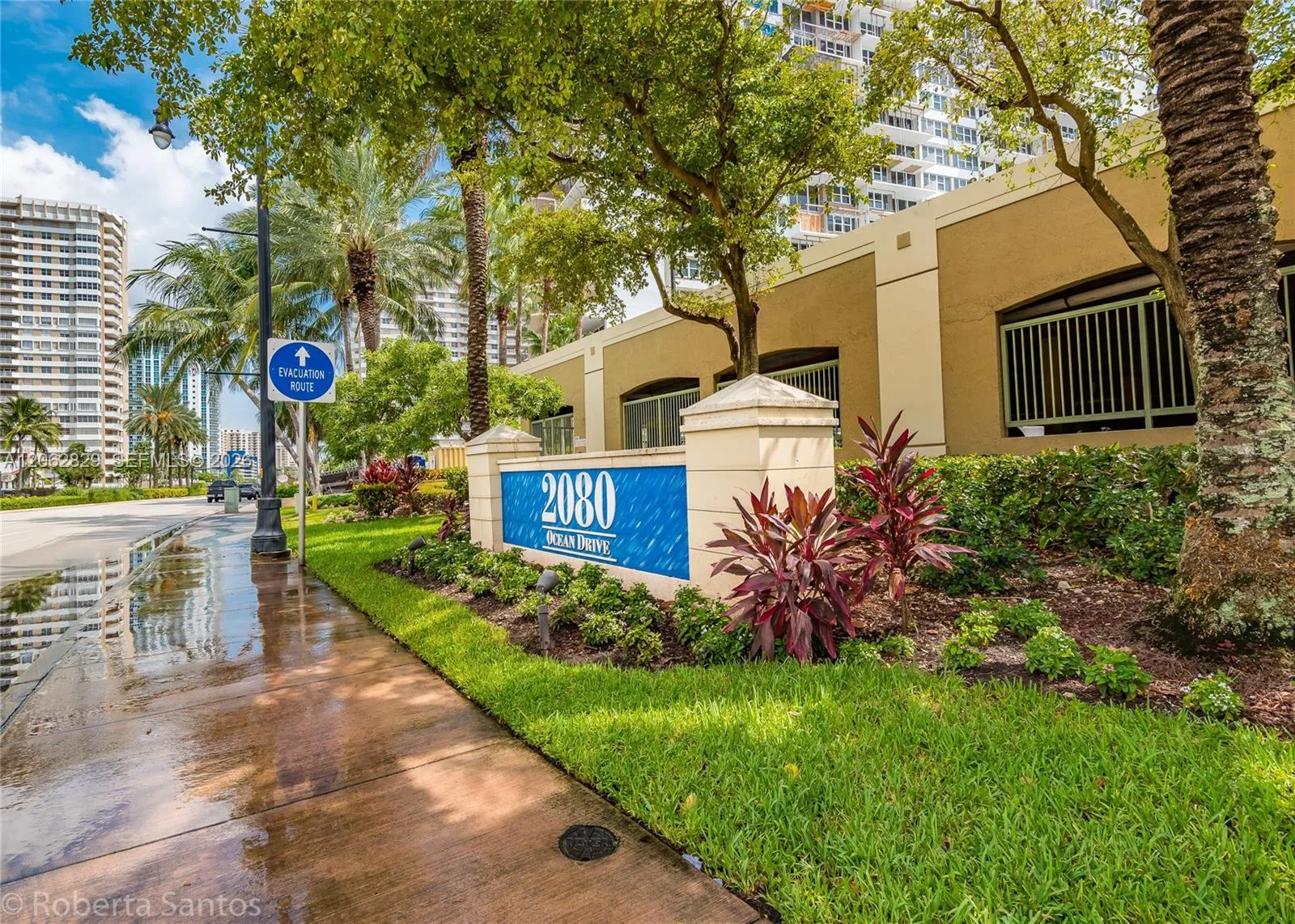 Foto de propiedad en 2080 S Ocean Drive 804, Hallandale Beach, FL 33009 Hallandale Beach con MLS#