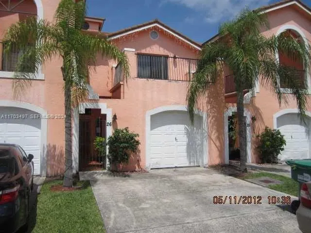 Foto de propiedad en 20820 San Simeon Way 26-G, Miami, FL 33179 Miami con MLS# 