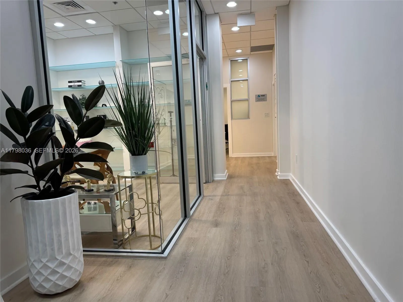 Foto de propiedad en 20900 NE 30th Avenue 503 + assigned parking, Aventura, FL 33180 Aventura con MLS# 