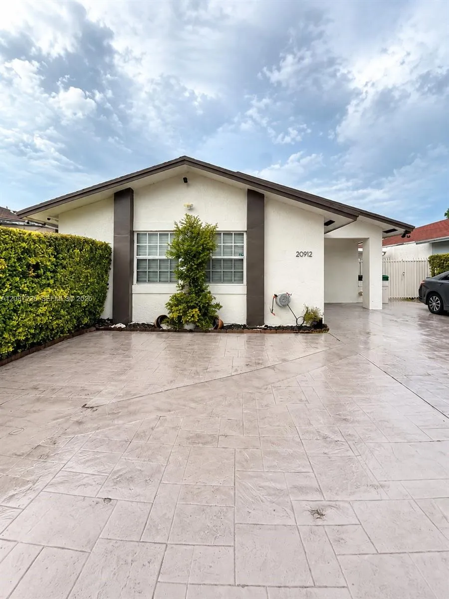 En Renta 20912 SW 118th Avenue, Miami, FL 33177, Miami, FL 33177