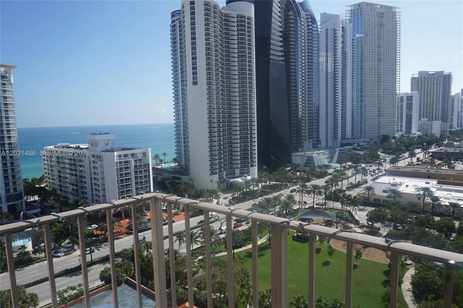 Foto de propiedad en 210 174th Street 1904, Sunny Isles Beach, FL 33160 Sunny Isles Beach con MLS# 