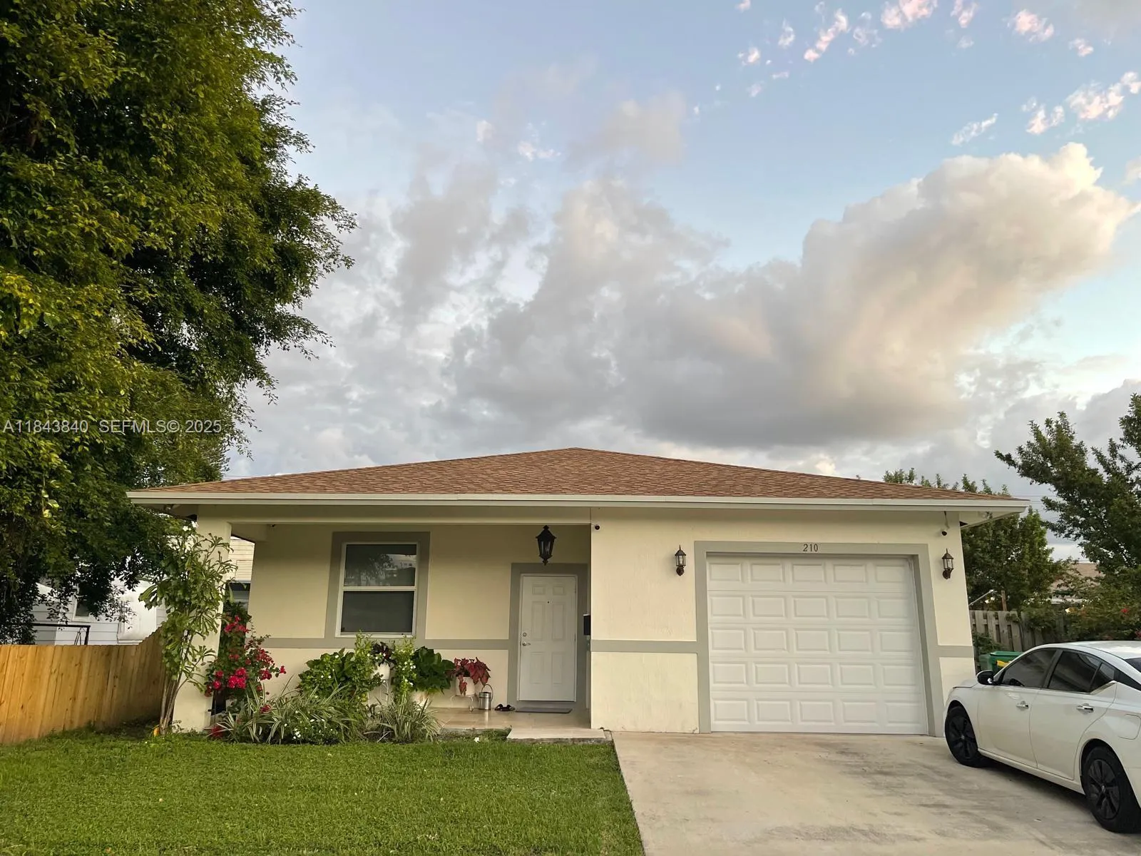 En Renta 210 SW 4th Street 210, Dania Beach, FL 33004, Dania Beach, FL 33004