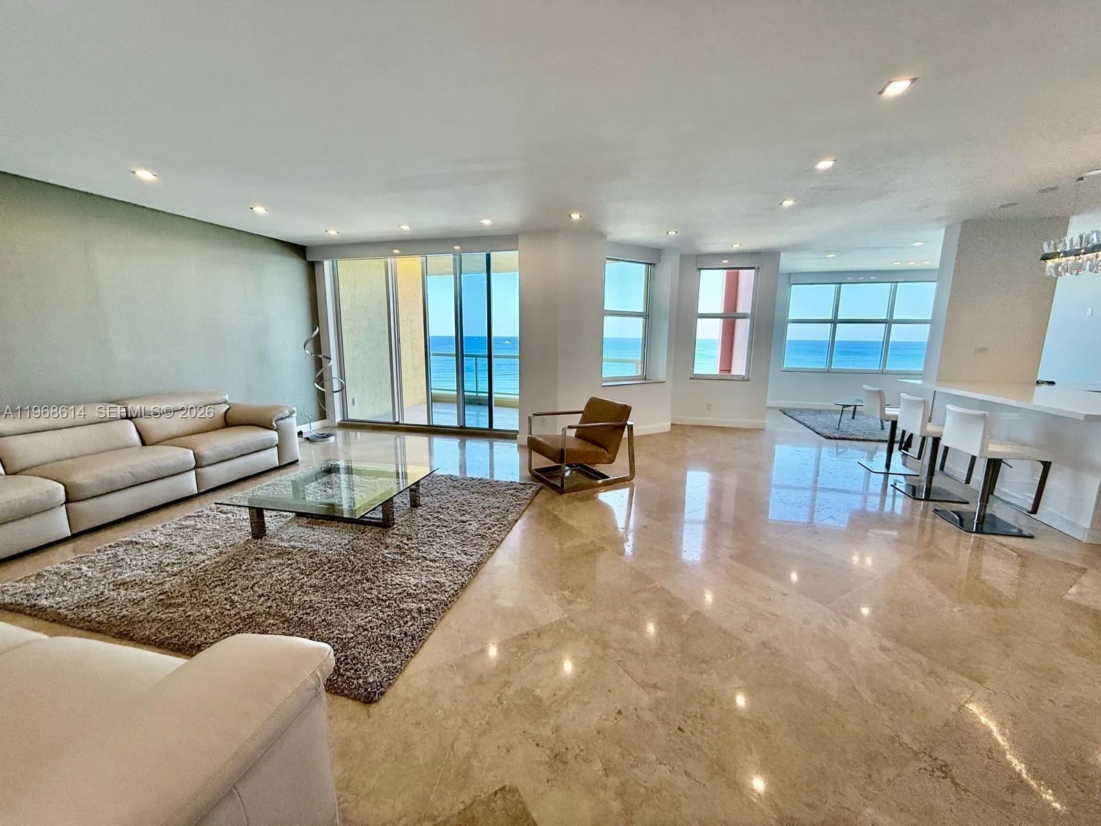 Foto de propiedad en 2100 N Ocean Boulevard 12D, Fort Lauderdale, FL 33305 Fort Lauderdale con MLS# 