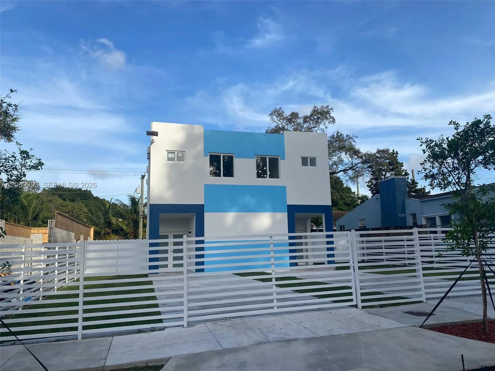 En Renta 2100 NW 102nd Street 1, Miami, FL 33147, Miami, FL 33147