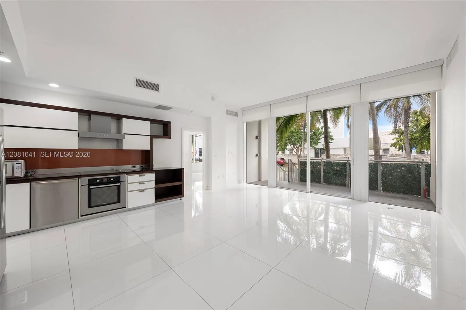 Foto de propiedad en 2100 Park Avenue 101, Miami Beach, FL 33139 Miami Beach con MLS#