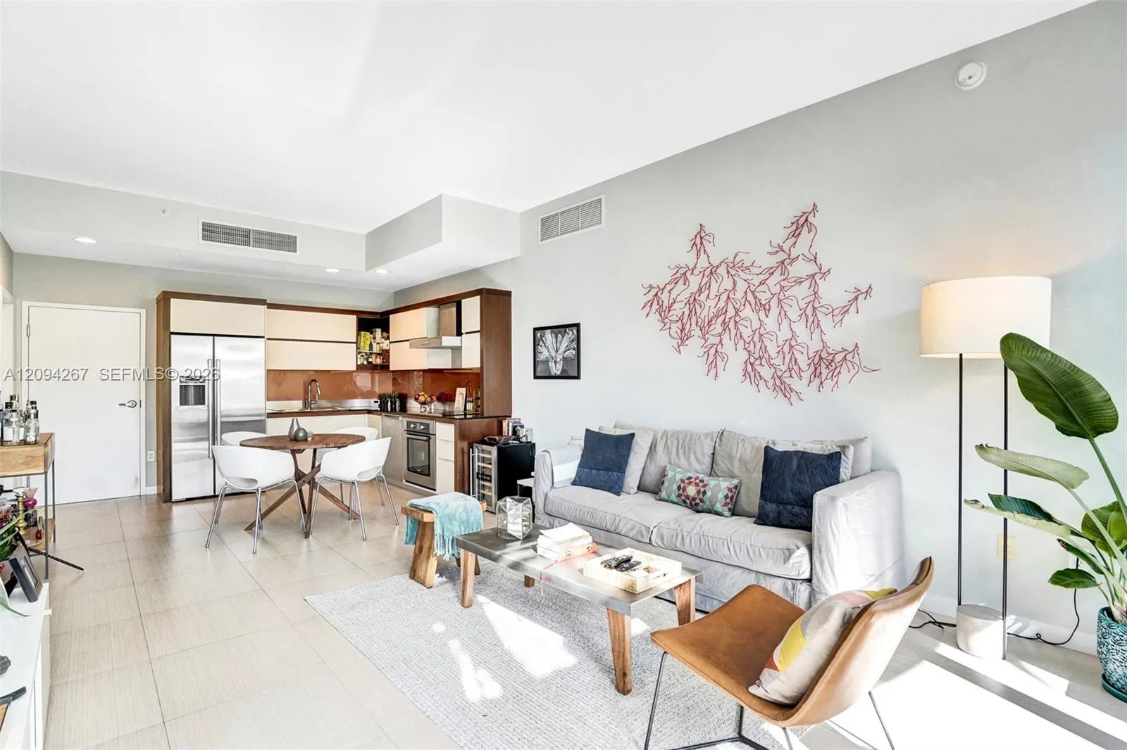 En Venta 2100 Park Avenue 310, Miami Beach, FL 33139, Miami Beach, FL 33139