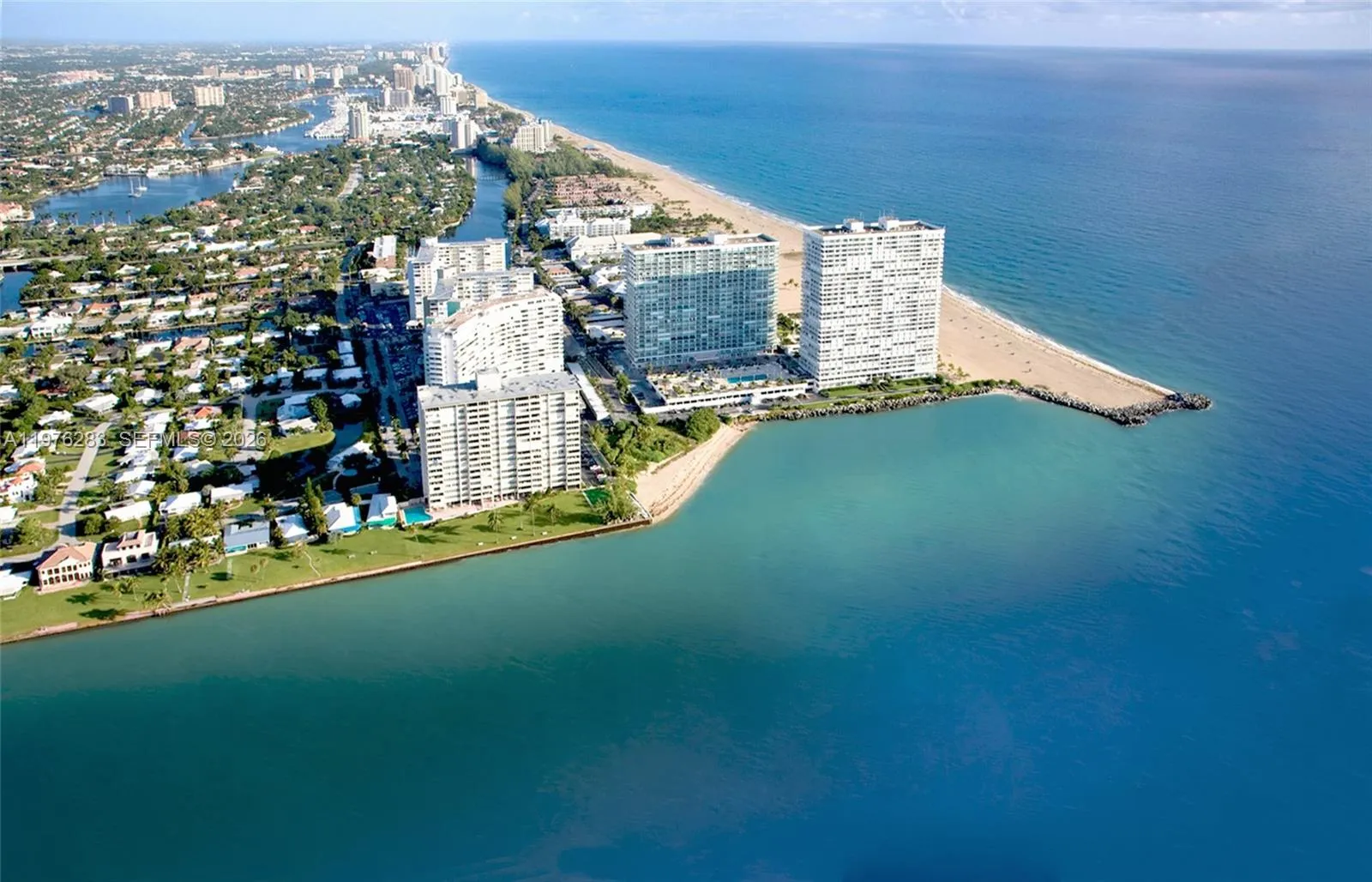 Foto de propiedad en 2100 S Ocean Lane 502, Fort Lauderdale, FL 33316 Fort Lauderdale con MLS# 