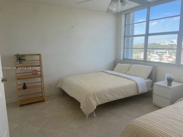 Foto de propiedad en 2100 Sans Souci Boulevard B705, North Miami, FL 33181 North Miami con MLS# 