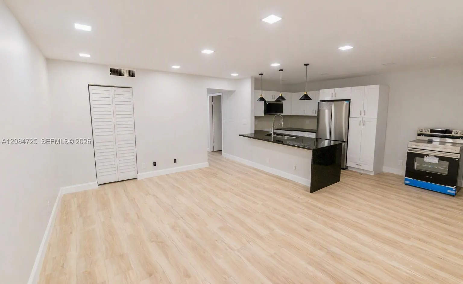 En Renta 2100 Springdale Boulevard 314, Palm Springs, FL 33461, Palm Springs, FL 33461