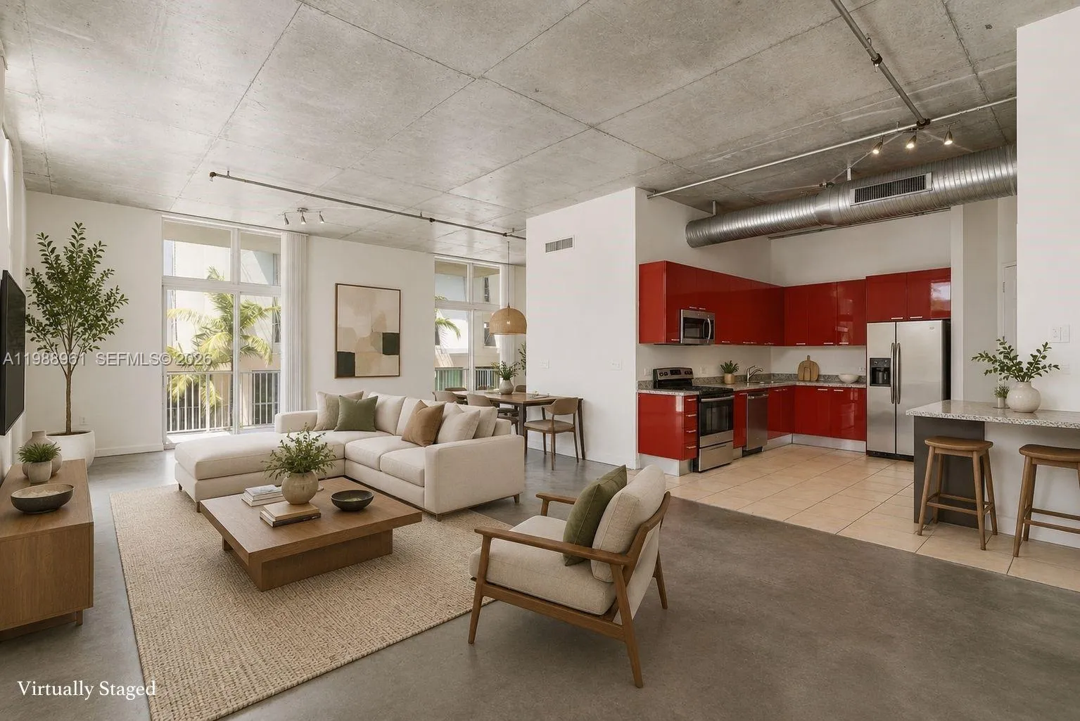 Foto de propiedad en 2100 Van Buren Street 319, Hollywood, FL 33020 Hollywood con MLS# 