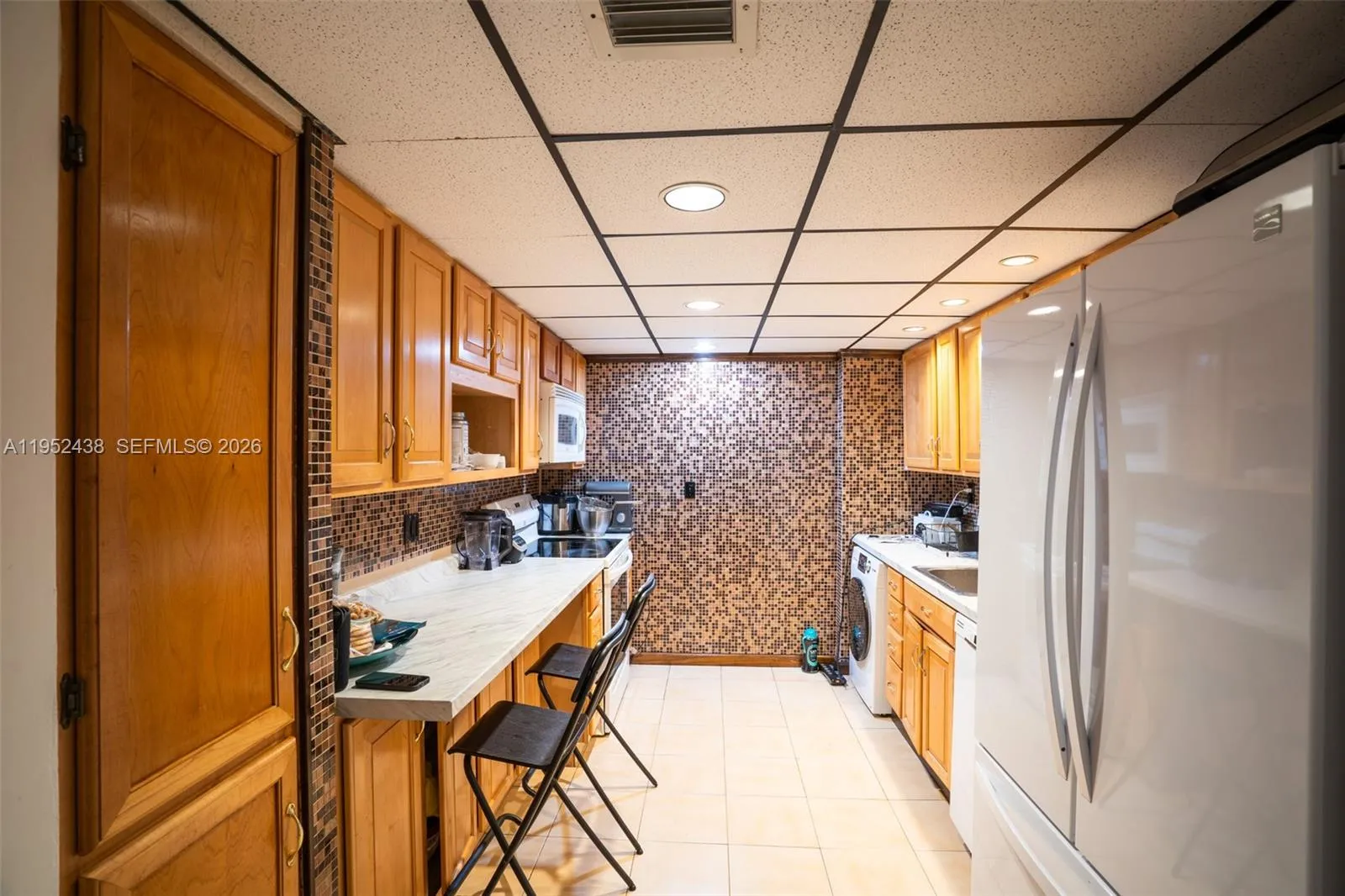 Foto de propiedad en 2101 Atlantic Shores Boulevard 120, Hallandale Beach, FL 33009 Hallandale Beach con MLS# 