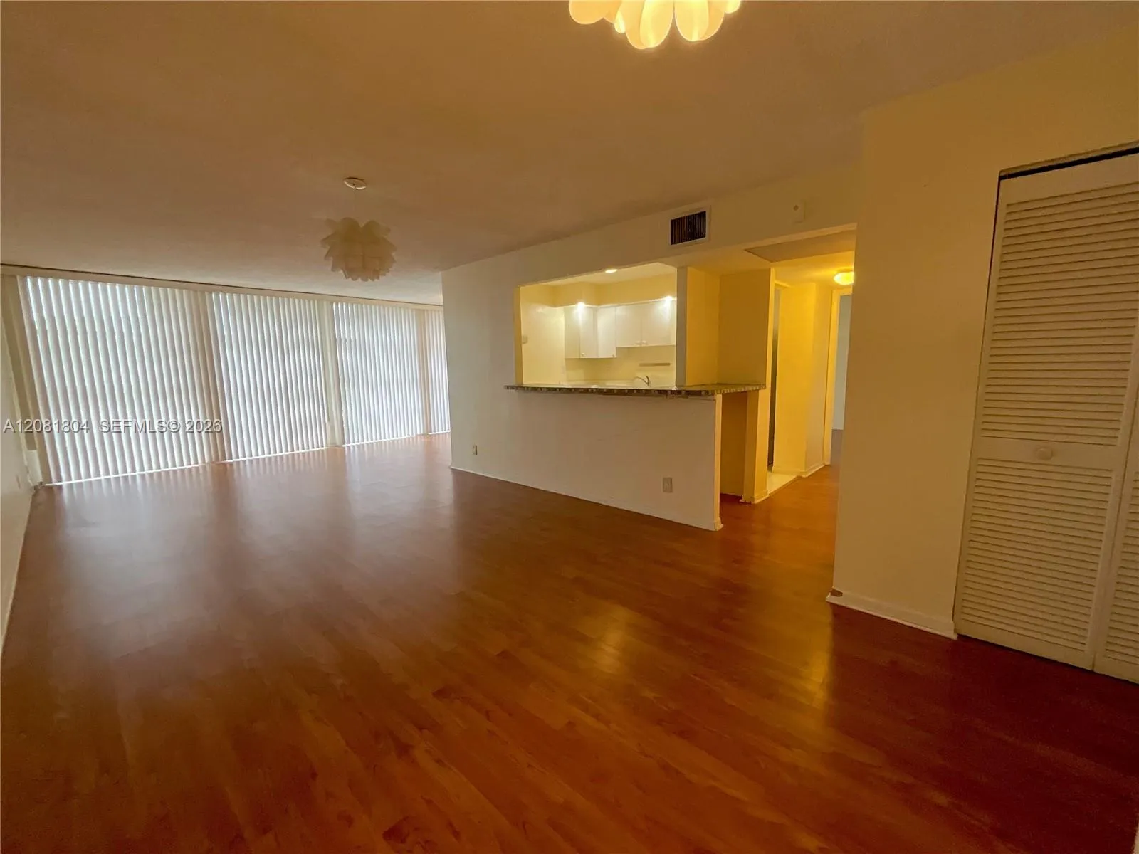 En Venta 2101 Atlantic Shores Boulevard 507, Hallandale Beach, FL 33009, Hallandale Beach, FL 33009
