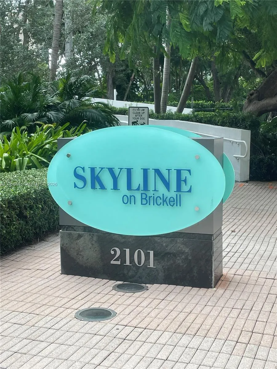 Foto de propiedad en 2101 Brickell Avenue 2202, Miami, FL 33129 Miami con MLS# 