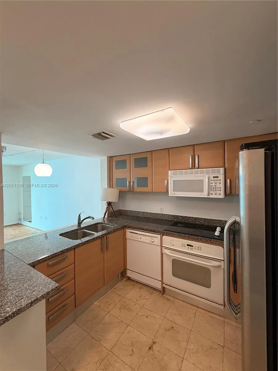 Foto de propiedad en 2101 Brickell Avenue 502, Miami, FL 33129 Miami con MLS# 