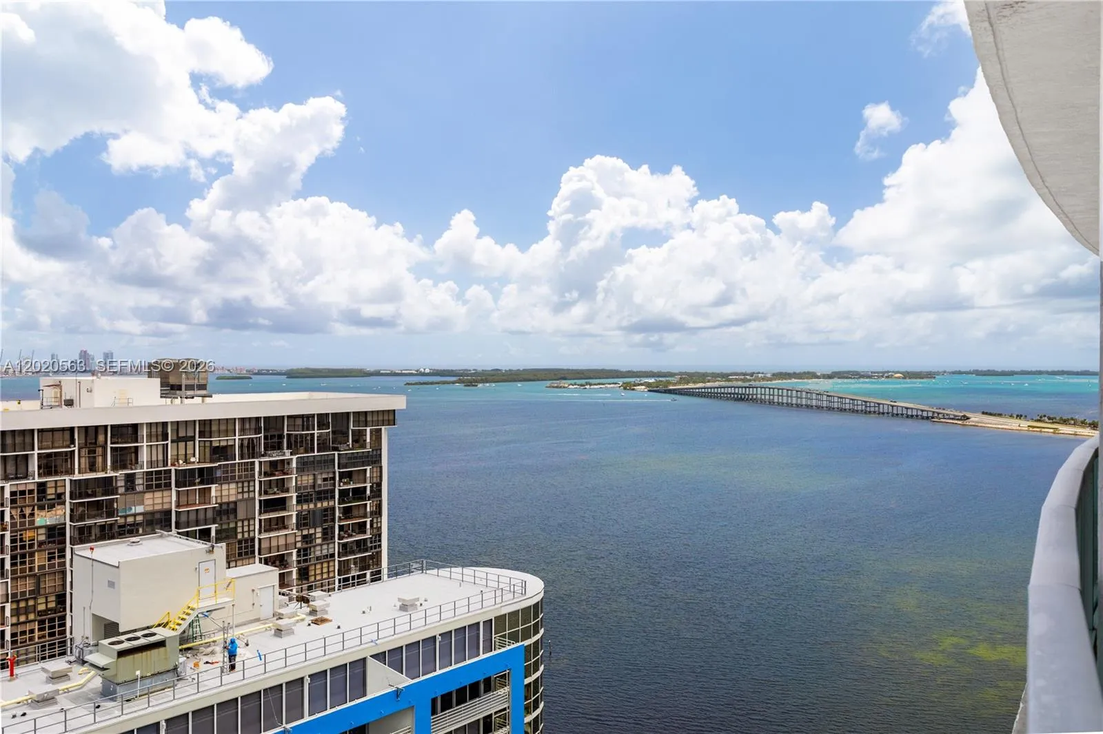 Foto de propiedad en 2101 NE Brickell Avenue 2302, Miami, FL 33129 Miami con MLS# 