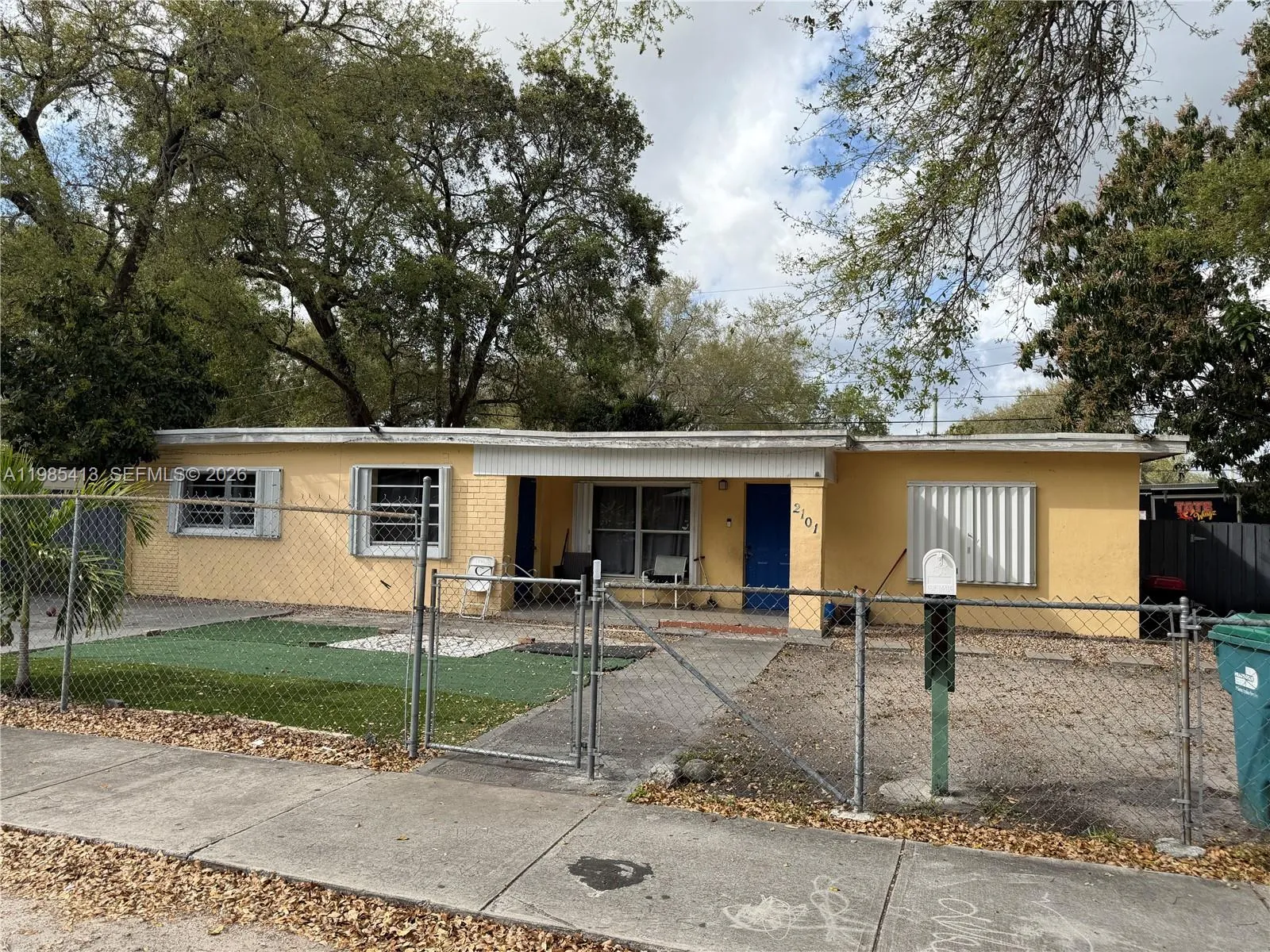 Vendido 2101 NW 93rd Terrace, Miami, FL 33147, Miami, FL 33147