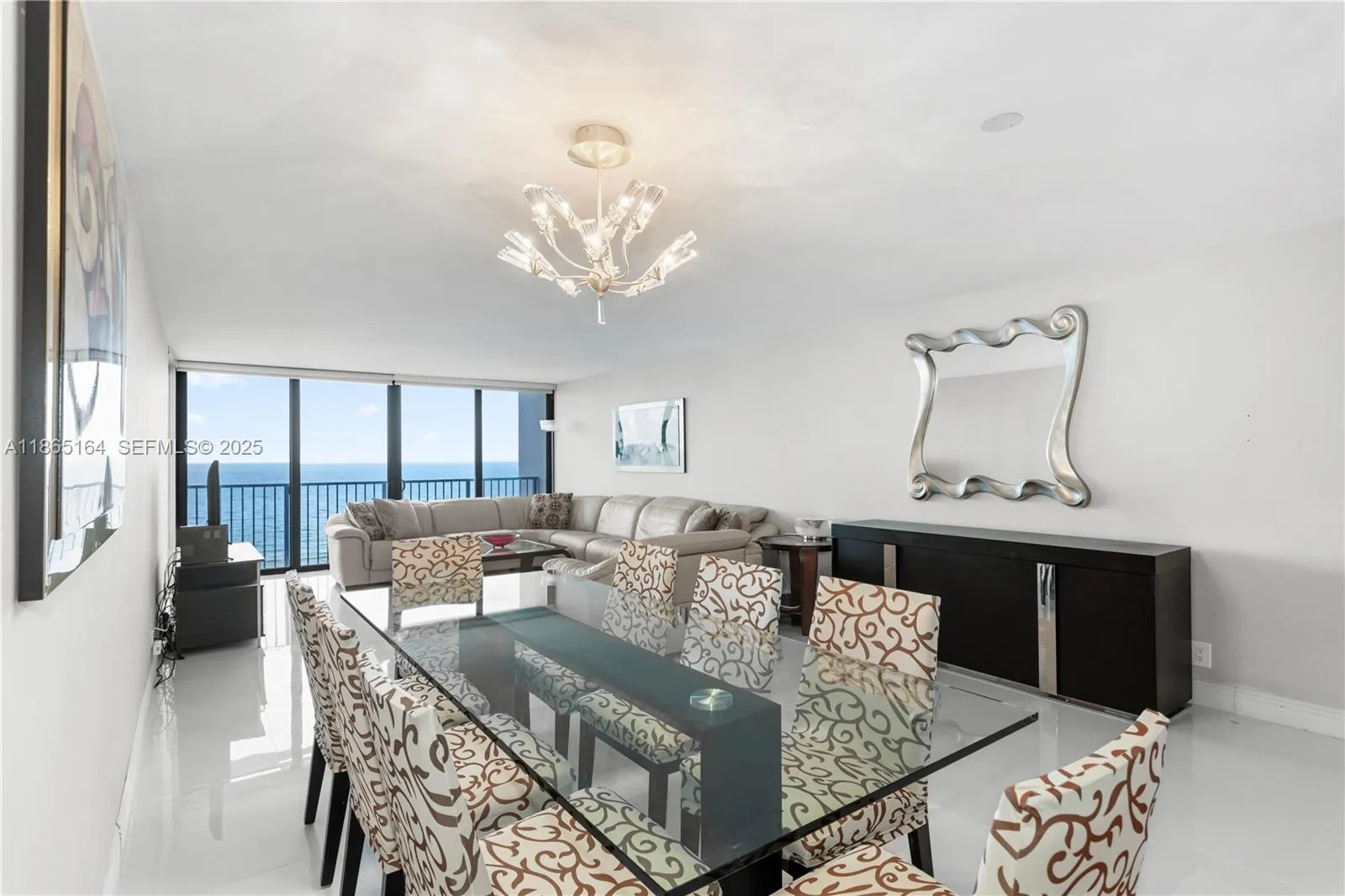 Foto de propiedad en 2101 S Ocean Drive 1203, Hollywood, FL 33019 Hollywood con MLS# 