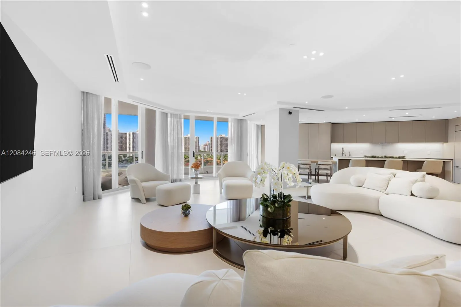 En Venta 21050 Point Place 902, Aventura, FL 33180, Aventura, FL 33180