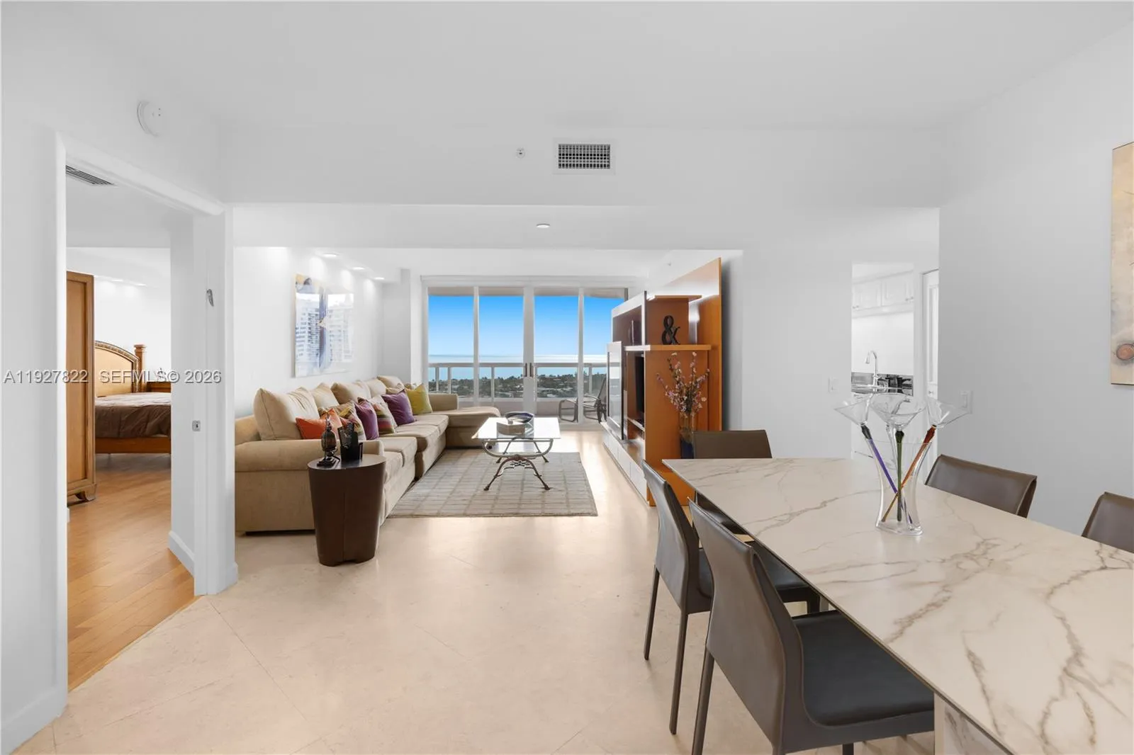 Foto de propiedad en 21055 Yacht Club Drive 2310, Aventura, FL 33180 Aventura con MLS# 