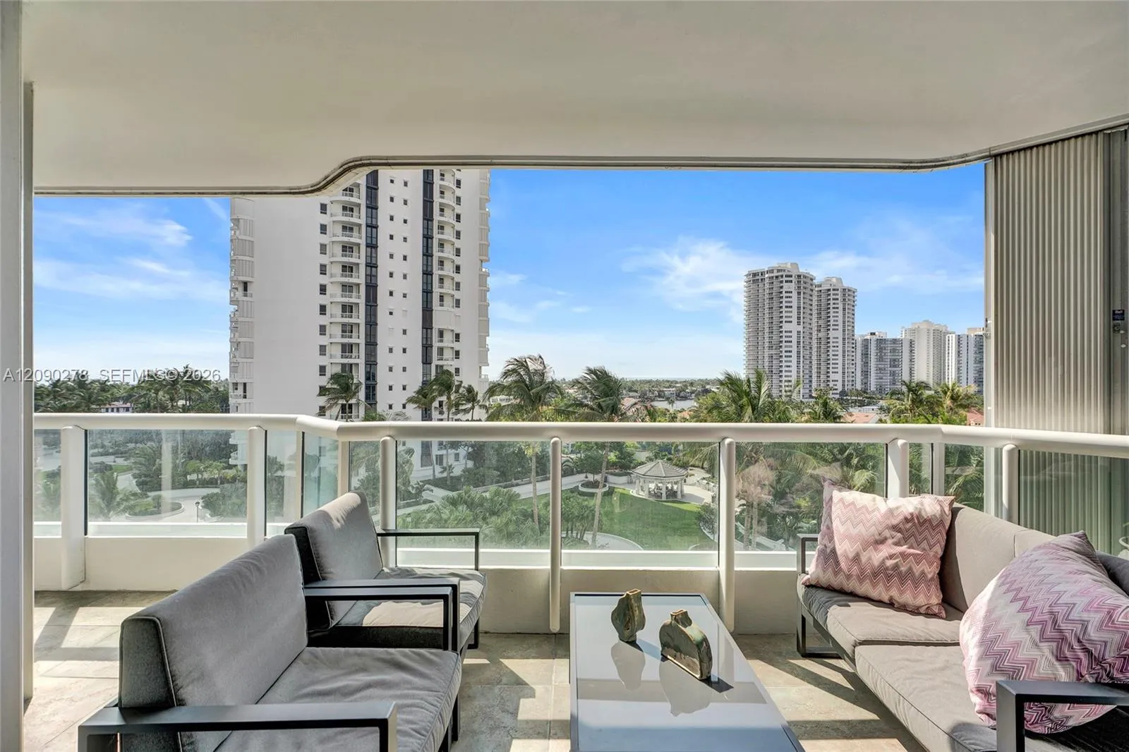 En Venta 21055 Yacht Club Drive 901, Aventura, FL 33180, Aventura, FL 33180