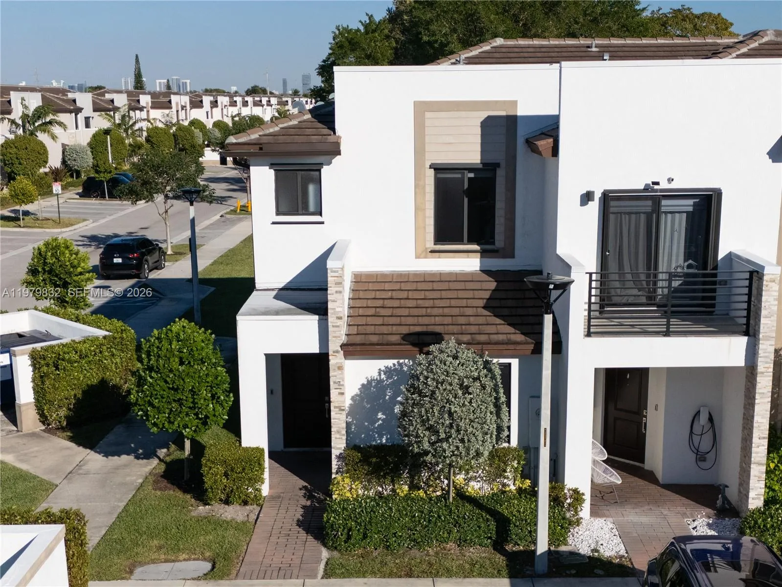 Vendido 21089 NE 8th Avenue, Miami, FL 33179, Miami, FL 33179