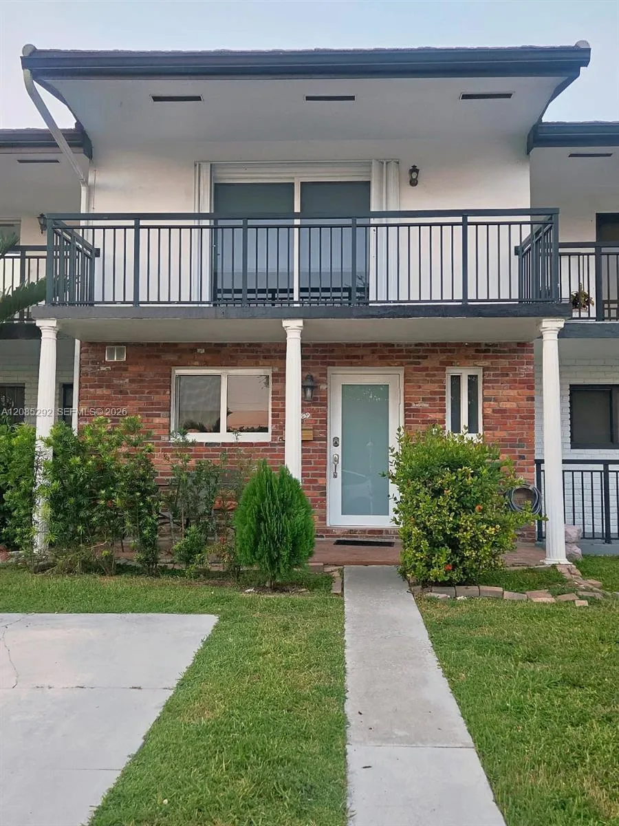En Renta 2109 NE 122nd Street 2109, North Miami, FL 33181, North Miami, FL 33181