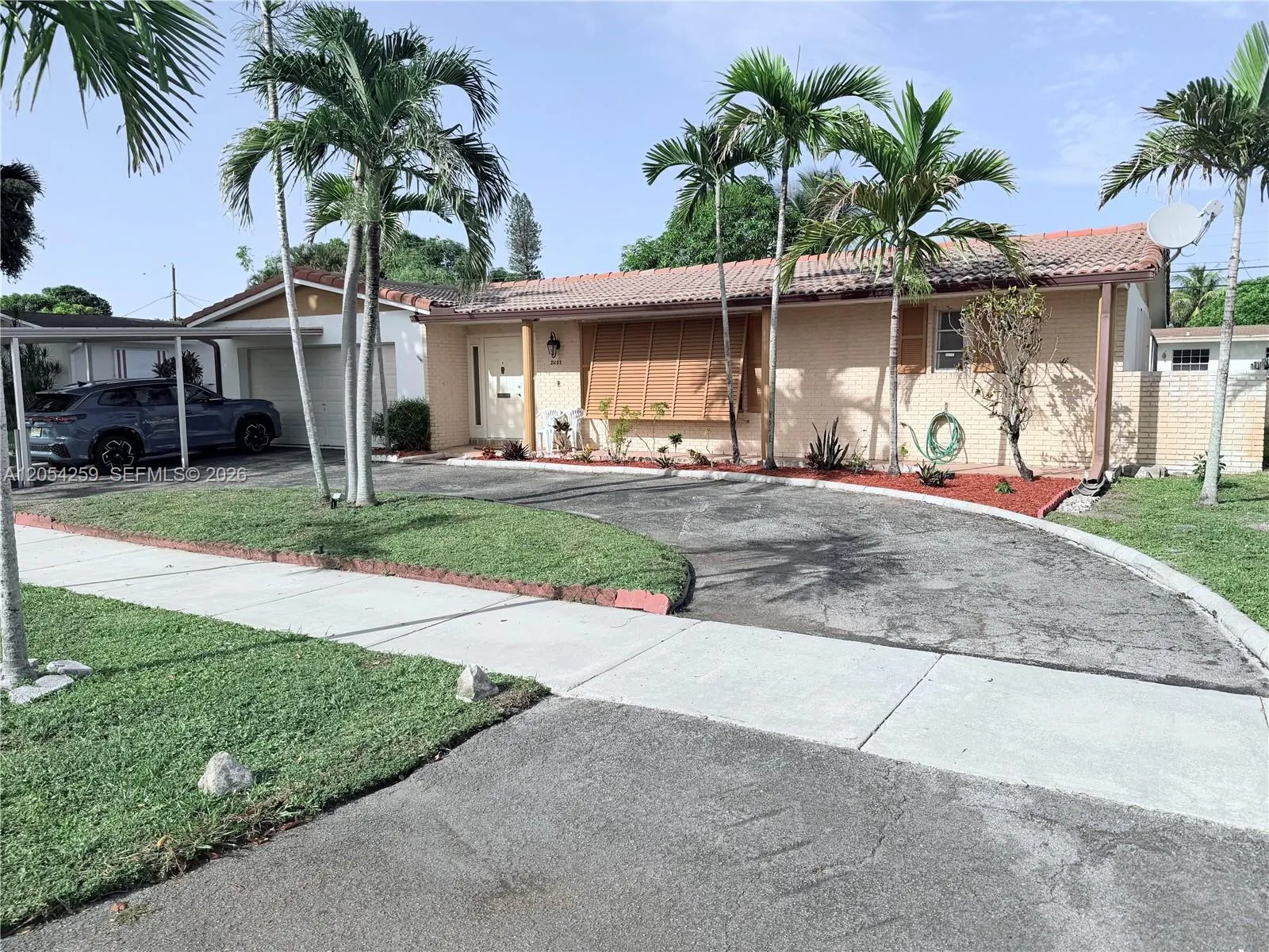 Vendido 21105 NW Miami Court, Miami Gardens, FL 33169, Miami Gardens, FL 33169