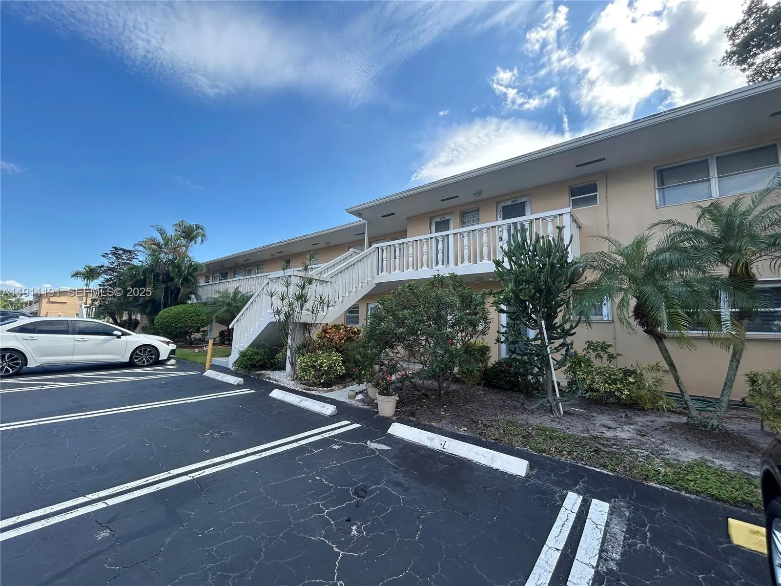 En Venta 2112 NE 1st Way 203, Boynton Beach, FL 33435, Boynton Beach, FL 33435