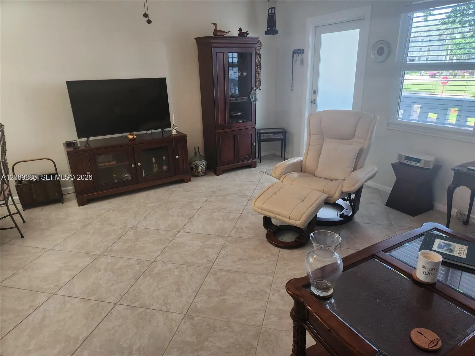 Foto de propiedad en 2114 E Cambridge E 2114, Deerfield Beach, FL 33442 Deerfield Beach con MLS# 