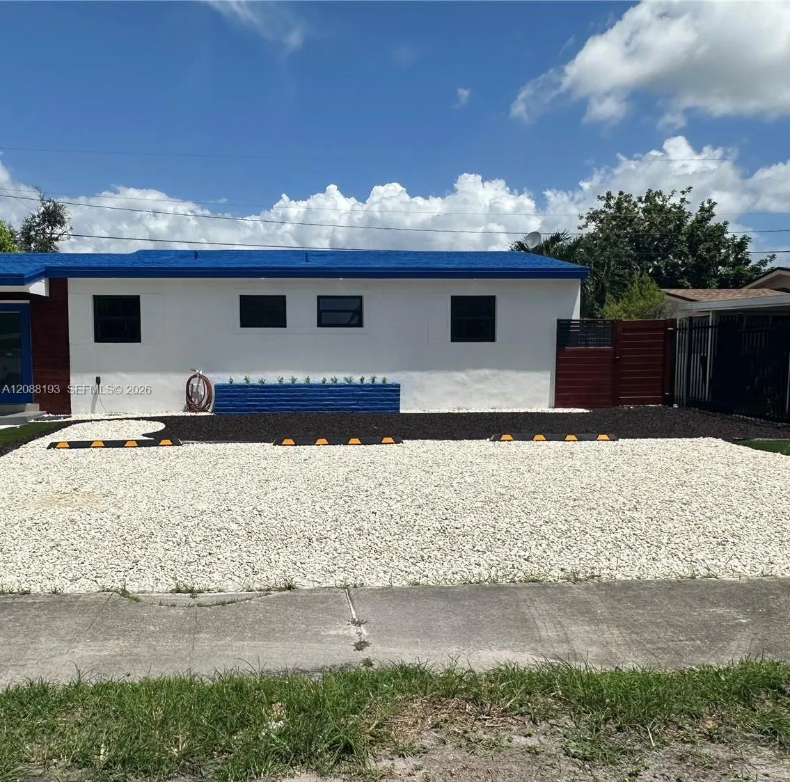 En Renta 2115 NW 185th Street A, Miami Gardens, FL 33056, Miami Gardens, FL 33056