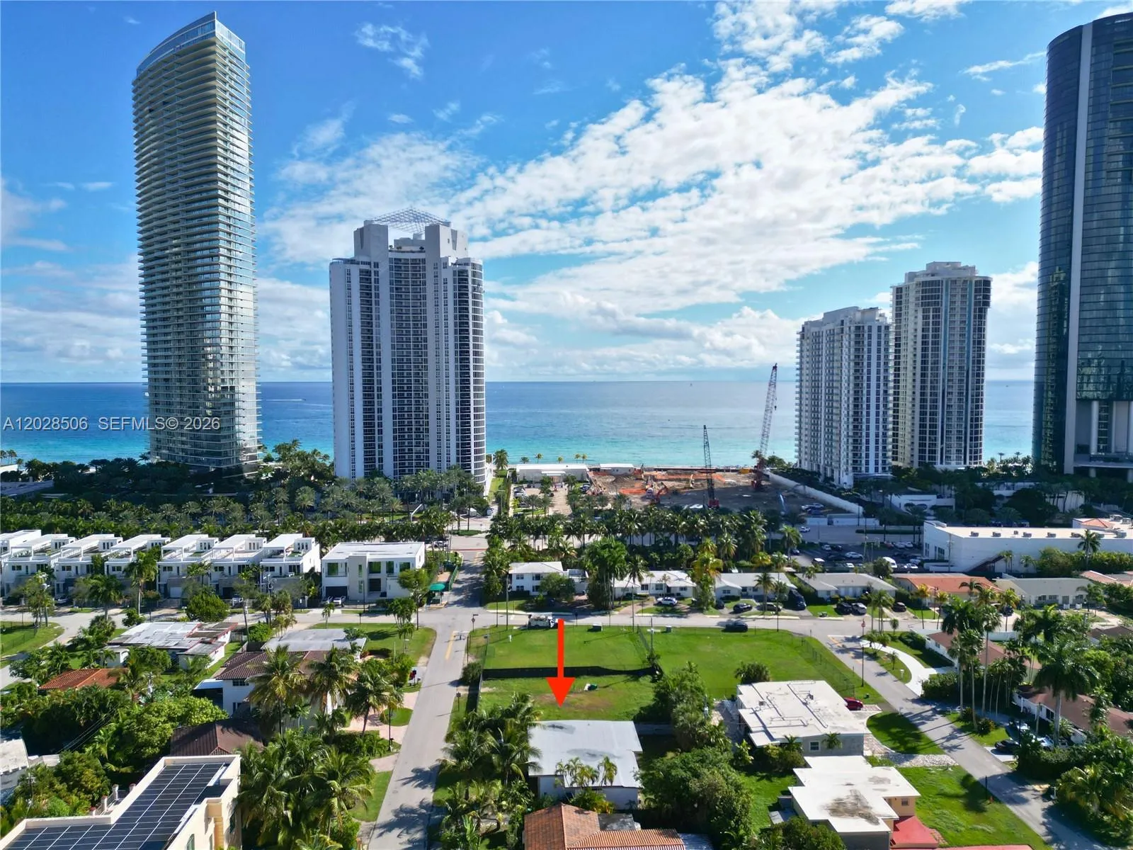 Foto de propiedad en 212 189th Street, Sunny Isles Beach, FL 33160 Sunny Isles Beach con MLS# 