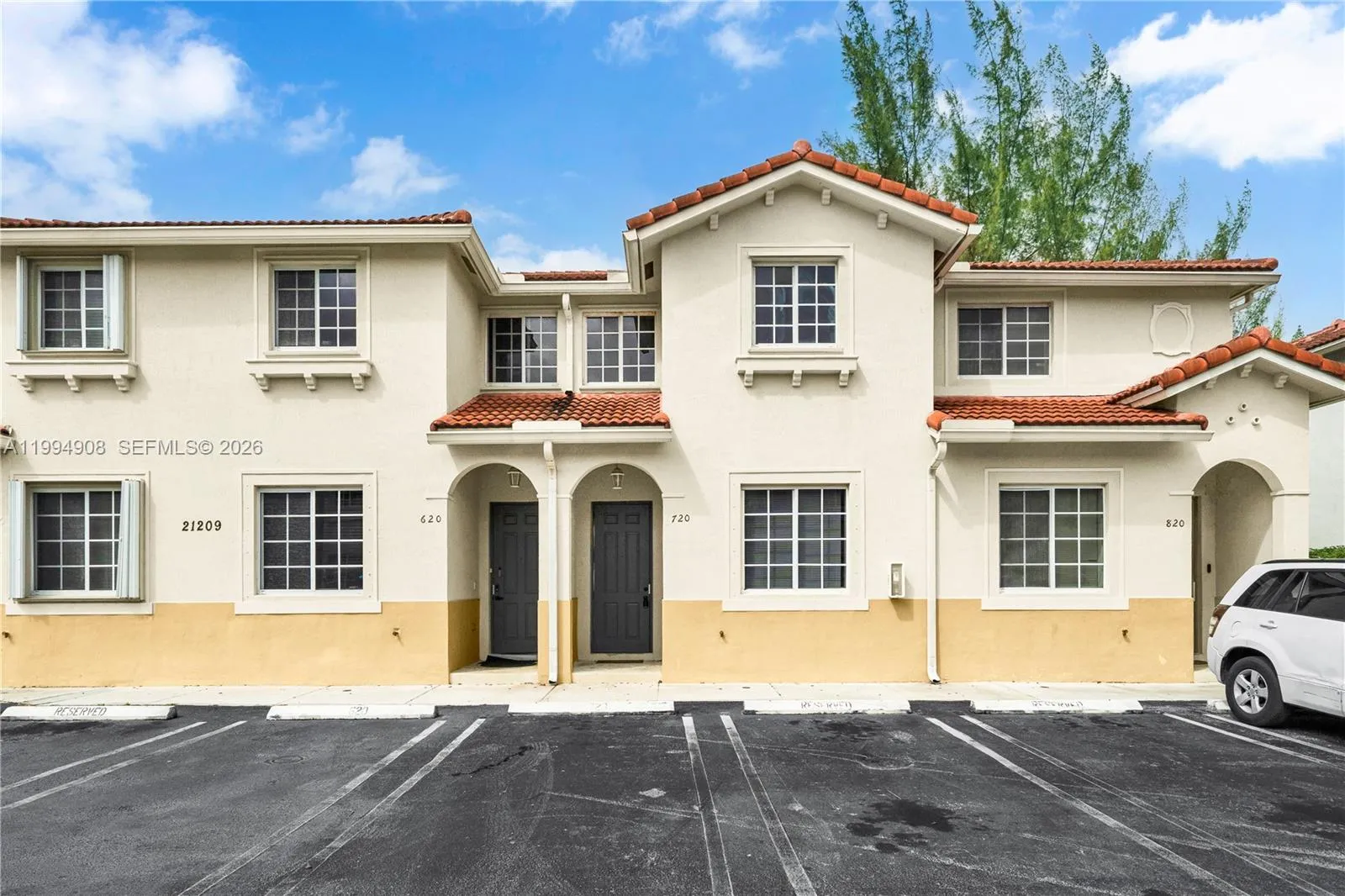 Vendido 21209 NW 14th Place 7-20, Miami Gardens, FL 33169, Miami Gardens, FL 33169